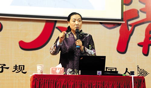 強(qiáng)化教育培訓(xùn)機(jī)制，助員工成能人