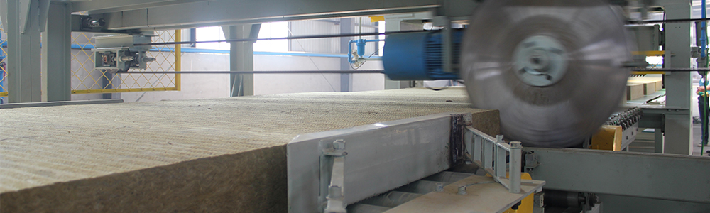 華能中天巖棉自動裁切機(jī)