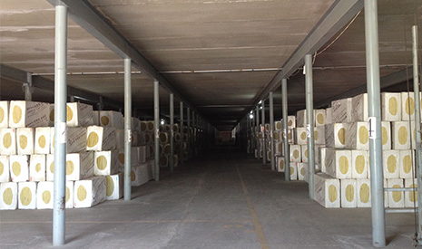 巖棉板在存放的時(shí)候的注意事項(xiàng)