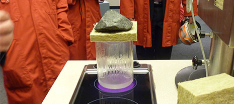 巖棉板與玻璃棉板有和區(qū)別